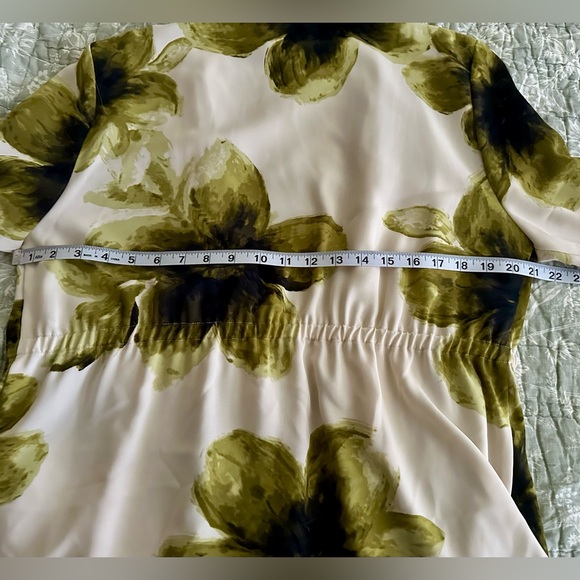 Investments Cardigan - Picture 11 of 13